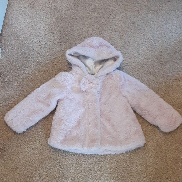 Cozy Pink Hooded Faux Fur Jacket - Picture 5 of 7